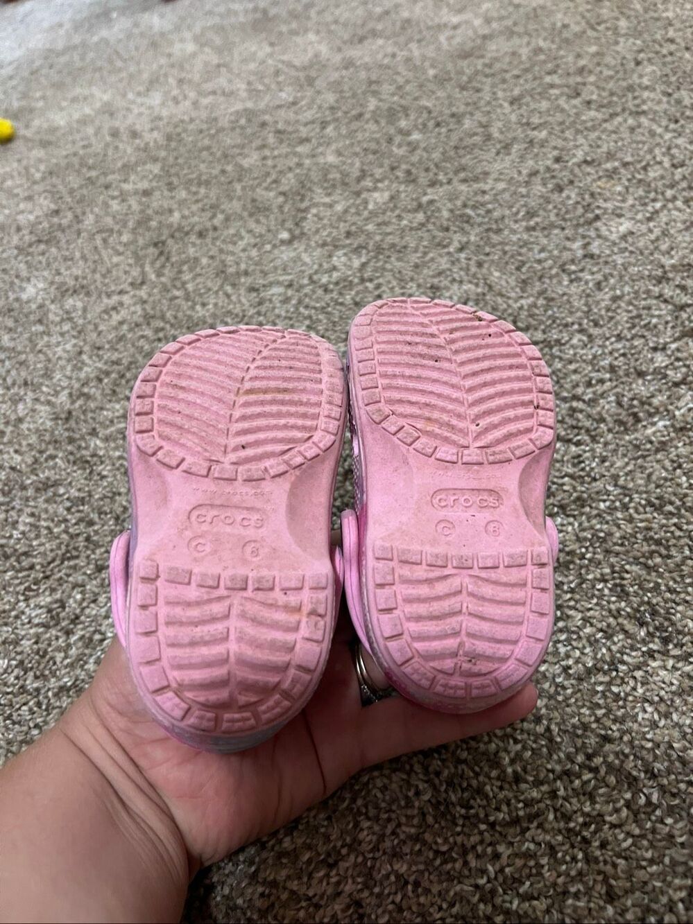 Crocs Pink Patterned Toddler Size 6c Girls Shoes Flaws - Picture 11 of 12